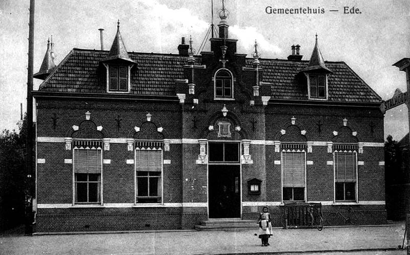 Stichting Erfgoed Ede - fotoalbum/heijmen/grotestraat_n_fischerstr0003.webp